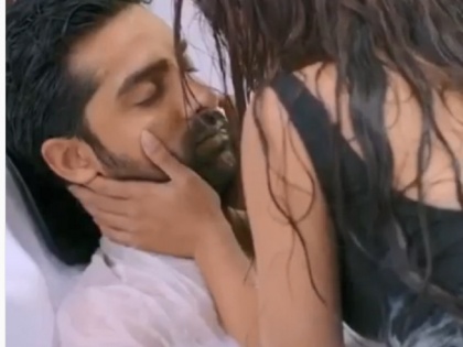 divya drishti rakshit and drishti share a passionate kiss romantic video viral | टीव्हीच्या हॉट कपलचा बाथटब रोमान्स! तुफान व्हायरल होतोय व्हिडीओ!!