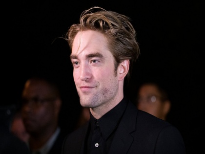 Robert Pattinson Has COVID-19, Halting The Batman Production | बॅटमॅनही कोरोना व्हायरसच्या जाळ्यात, सुरू झालेलं शूटींग पुन्हा बंद...