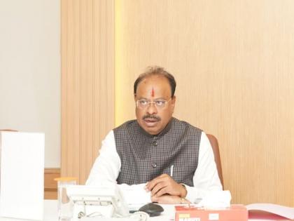 The work of the cabinet sub-committees on Maratha and OBC reservation is parallel - Chandrashekhar Bawankule | मराठा, ओबीसी आरक्षणविषयक मंत्रिमंडळ उपसमित्यांचे कार्य समांतर - चंद्रशेखर बावनकुळे The work of the cabinet sub-committees on Maratha and OBC reservation is parallel - Chandrashekhar Bawankule | मराठा, ओबीसी आरक्षणविषयक मंत्रिमंडळ उपसमित्यांचे कार्य समांतर - चंद्रशेखर बावनकुळे