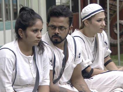 Bigg Boss 12 Synopsis Day 22 Police And Prisoner Face Of the House | Bigg Boss 12: असा रंगला पोलीस आणि कैद्यांचा सामना,कोण कुणावर ठरला वरचढ? जाणून घ्या