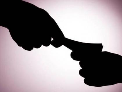 Gramsevika arested for bribe demand | २५०० रुपयांची लाच मागितल्याप्रकरणी ग्रामसेविका गजाआड