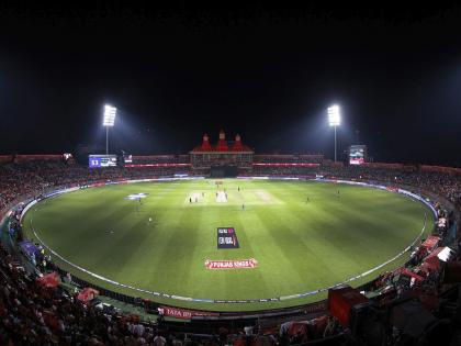 Editorial: BCCI's mistake! Players were made to wear black ribbons on their balls, which made the competition more difficult... | संपादकीय: बीसीसीआयचे चुकलेच! खेळाडूंना दंडांवर काळ्या फिती बांधायला लावली, स्पर्धा रेटली... Editorial: BCCI's mistake! Players were made to wear black ribbons on their balls, which made the competition more difficult... | संपादकीय: बीसीसीआयचे चुकलेच! खेळाडूंना दंडांवर काळ्या फिती बांधायला लावली, स्पर्धा रेटली...