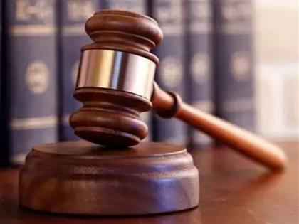 man gets 15 years rigorous imprisonment for raping minor daughter | अल्पवयीन मुलीवर अत्याचार; नराधम बापाला १५ वर्षे सश्रम कारावास