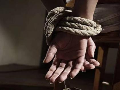 Beed Crime News Kidnapping for money in Beed, demand of Rs 50 thousand for the child What is the real case? | Beed Crime News : बीडमध्ये पैशांसाठी अपहरण, मुलासाठी ५० हजार रुपयांची मागणी; नेमकं प्रकरण काय? Beed Crime News Kidnapping for money in Beed, demand of Rs 50 thousand for the child What is the real case? | Beed Crime News : बीडमध्ये पैशांसाठी अपहरण, मुलासाठी ५० हजार रुपयांची मागणी; नेमकं प्रकरण काय?