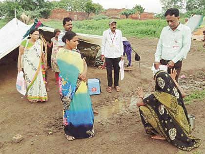 9 girls and 2 boys mother pregnant on 17 th times; Health Department team arrives! | ९ मुली अन् २ मुलांची आई १७ व्यांदा गर्भवती; आरोग्य विभागाचं पथक पोहोचलं!