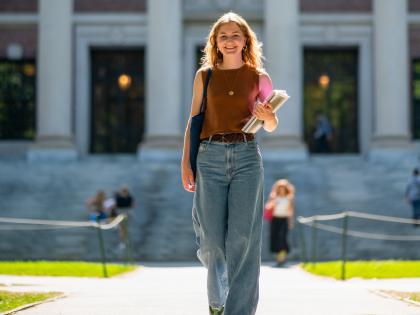 what is the queen of Belgium doing at harvard | बेल्जियमची ‘राणी’ हार्वर्डमध्ये काय करतेय? what is the queen of Belgium doing at harvard | बेल्जियमची ‘राणी’ हार्वर्डमध्ये काय करतेय?