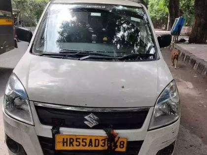 Defective number plate fine: सावधान! कारच्या नंबरप्लेटवर लिंबू-मिर्ची, काळा दोरा लटकवला तर; 5000 रुपयांचे चलन फाडणार