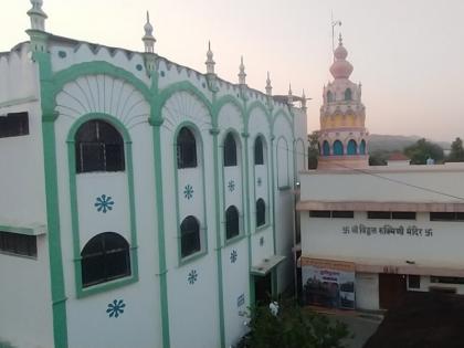 Akshaya Tritiya and Eid al-Fitr village where Ajan-Bhajan meets the symbol of Hindu-Muslim unity is khed Shivapur | अजान-भजनाचा संगम साधणारे गाव हिंदू-मुस्लीम ऐक्याचे प्रतीक खेड शिवापूर