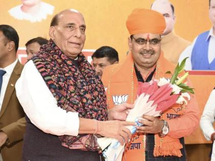 everything is god will says bhajan lal sharma father after son named as rajasthan new cm | Bhajanlal Sharma : "ही देवाची कृपा, जनतेसाठी खूप काम करेल"; भजनलाल शर्मा यांच्या आई-बाबांनी व्यक्त केल्या भावना