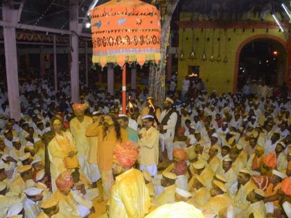 Thousands of devotees enter Appachiwadi, bhaknuk for tomorrow | कोल्हापूर: हालसिद्धनाथ यात्रेसाठी भाविकांची मोठी गर्दी, उद्या होणार भाकणूक