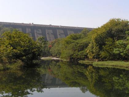 From the Bhandardara-Nilwande Dam, water started to be released for agriculture | भंडारदरा-निळवंडे धरणातून शेतीसाठी पाणी सोडण्यास सुरुवात