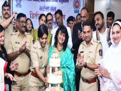 Police trust cell succeeded in bringing about family settlement in 1 thousand 111 cases | १ हजार १११ प्रकरणात कौटुंबिक समझोता घडवून आणण्यात पोलिसांच्या भरोसा सेलला यश