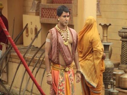 Bhaskar in a shock to see devastated Vijayanagar on his return on Sony SAB's Tenali Rama | 'तेनाली रामा'मध्‍ये साम्राज्‍यात परतलेल्‍या भास्‍करला उध्‍वस्‍त विजयनगर पाहून बसतो धक्‍का