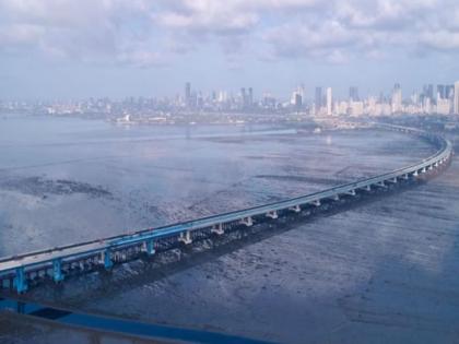 Mumbai to Navi Mumbai in 20 minutes...; Trans Harbor Link in service in the New Year | २० मिनिटांत मुंबईतून नवी मुंबईत सुस्साट....; नवीन वर्षात ट्रान्स हार्बर लिंक सेवेत