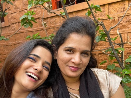 Actress Bhagyashree Mote became emotional remembering her sister, said - "If time..." | अभिनेत्री भाग्यश्री मोटे बहिणीच्या आठवणीत झाली भावुक, म्हणाली - "जर वेळ..."