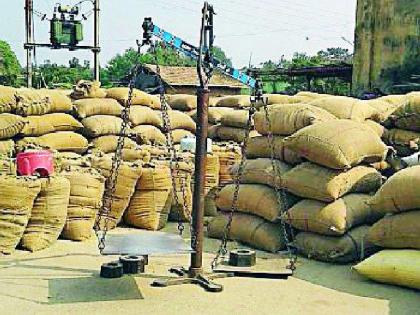 Even after the extension, the farmers did not wander to the paddy purchase center | मुदतवाढीनंतरही शेतकरी धान खरेदी केंद्राकडे भटकेना, उद्दिष्टपूर्ती होईना