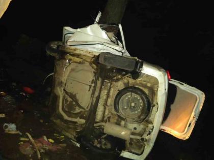 Terrible accident in Malshej Ghat; 3 killed 3 injured | माळशेज घाटातील भीषण अपघातात ३ ठार ३ जखमी; श्रावणी सोमवारनिमित्त भीमाशंकरला निघाले होते तरुण