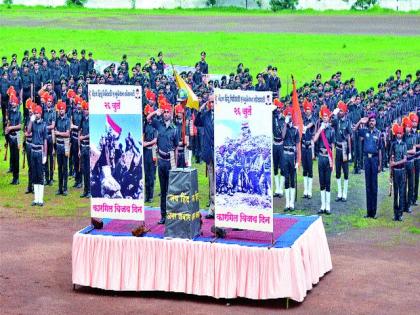 1400 students of Bhosla gave salute to the path | भोसलाच्या १४०० विद्यार्थ्यांनी दिली पथसंचलनाद्वारे मानवंदना