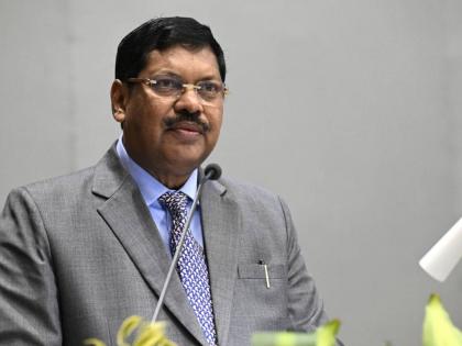 I learned from Marathi, learning from my mother tongue strengthens my understanding of the subjects; Chief Justice Bhushan Gavai | मी मराठीतूनच शिकलो, मातृभाषेतून शिकल्याने विषयांची समज पक्की होते; सरन्यायाधीश भूषण गवई I learned from Marathi, learning from my mother tongue strengthens my understanding of the subjects; Chief Justice Bhushan Gavai | मी मराठीतूनच शिकलो, मातृभाषेतून शिकल्याने विषयांची समज पक्की होते; सरन्यायाधीश भूषण गवई