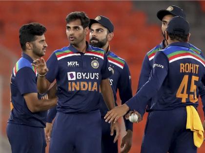 ind vs sa t20 series bhuvneshwar kumar close to create history huge t20i record most wickets in powerplay | भुवनेश्वर कुमारला खुणावतोय टी२० मधील मोठा विक्रम; हवी फक्त एक विकेट