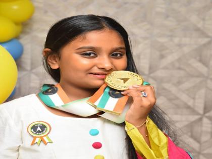 Bianca Dalwad has two records registered in the India book of records | 'या' पोरीची 'केस'च वेगळी; वयाच्या नवव्या वर्षीच दोन विक्रमांना गवसणी