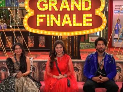 Bigg Boss Marathi 6: 'हा' स्पर्धक गेला घराबाहेर! ग्रँड फिनालेच्या सुरुवातीलाच मोठा धक्का - Marathi News | deepali sayed evicted from bigg boss marathi 6 grand finale live updates | Latest filmy News at Lokmat.com