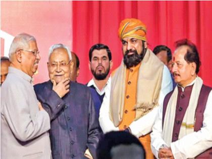 resignation in the morning; CM again in the evening, Nitish Kumar is the Chief Minister for the ninth time along with BJP | सकाळी राजीनामा; सायंकाळी पुन्हा सीएम, नितीश कुमार भाजपच्या साथीने नवव्यांदा मुख्यमंत्री