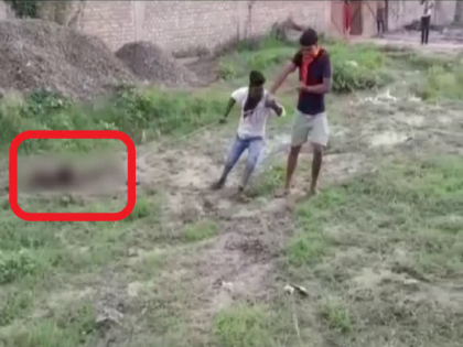 Bihar Begusarai police tied dead body with rope and dragged on road | अमानवीय! बेवारस मृतदेहाला दोरी बांधली, जनावराप्रमाणे फरफटत नेले; पोलीस अधिकारी निलंबित