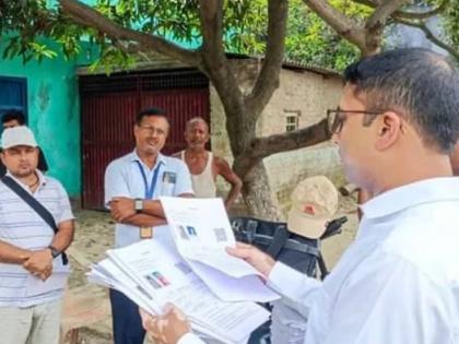 Election Commission Names of foreigners found in Bihar's voter list Citizens of Bangladesh, Myanmar, Nepal found | बिहारच्या मतदार यादीत परदेशी लोकांची नावे; बांगलादेश, म्यानमार, नेपाळचे नागरिक आढळले Election Commission Names of foreigners found in Bihar's voter list Citizens of Bangladesh, Myanmar, Nepal found | बिहारच्या मतदार यादीत परदेशी लोकांची नावे; बांगलादेश, म्यानमार, नेपाळचे नागरिक आढळले
