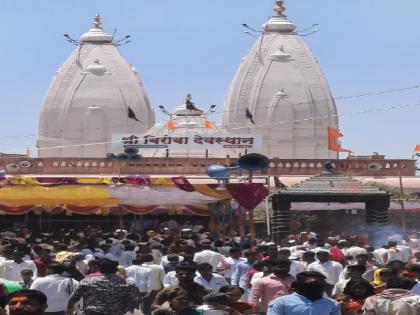 Lakhs of devotees took darshan of Biroba in Arewadi sangli, a turnover of fifty crores | चांगभलं! आरेवाडीत लाखांवर भाविकांनी घेतले बिरोबाचे दर्शन, पन्नास कोटींची उलाढाल