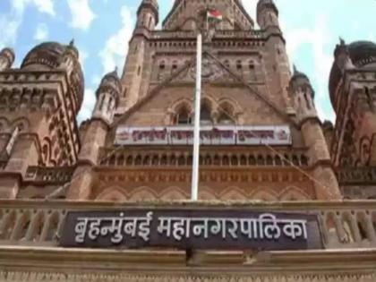 Municipal eye on foreign travelers through ward war room BMC Mumbai | परदेशवारी केलेल्या प्रवाशांवर वॉर्ड वॉर रूममार्फत पालिकेची नजर