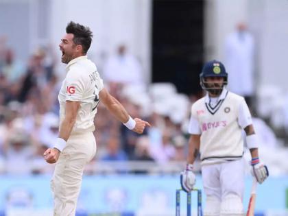 Anderson took wicket of Virat Kohli for seventh time; England take 'lead' over India pdc | अँडरसनने केली कोहलीची सातव्यांदा शिकार; लीड्सवर  इंग्लंडने  घेतली ‘लीड’