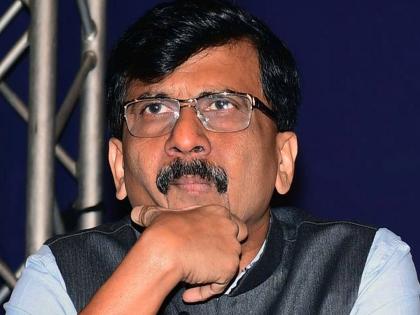 bjp slams shiv sena mp sanjay raut over his statement about doctor compounder | "शिववडापाव, थाळीनंतर शिवदवाखाने येणार; डॉक्टरांऐवजी कंपाऊंडर तपासणार"