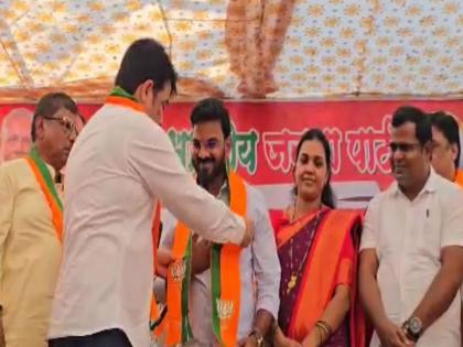 पालघर साधू हत्याकांडात ज्यांच्यावर गंभीर आरोप केले, त्यांनाच भाजपाने दिला पक्षात प्रवेश