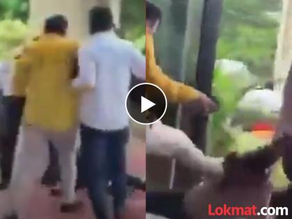 odisha bhubaneswar bmc commissioner ratnakar sahu was beaten up dragged out after being entered into office | कॉलर पकडली, फरफटत नेलं, बेदम मारलं; भाजपा नेत्याच्या समर्थकांची आयुक्तांना मारहाण