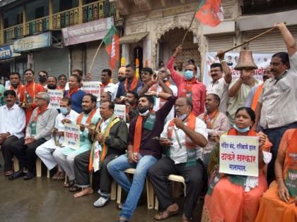 Open the temples; BJP's agitation at the Ram temple in Akola | मंदिरे खुली करा; अकोल्यात राम मंदिरासमाेर भाजपचा शंखनाद