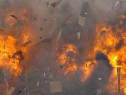 Bomb blast on cricket field during Pakistan match in khyber pakhtunkhwa one killed many injured | पाकिस्तानात क्रिकेट सामन्यादरम्यानच मैदानात बॉम्बस्फोट; एकाचा मृत्यू, अनेक जखमी Bomb blast on cricket field during Pakistan match in khyber pakhtunkhwa one killed many injured | पाकिस्तानात क्रिकेट सामन्यादरम्यानच मैदानात बॉम्बस्फोट; एकाचा मृत्यू, अनेक जखमी
