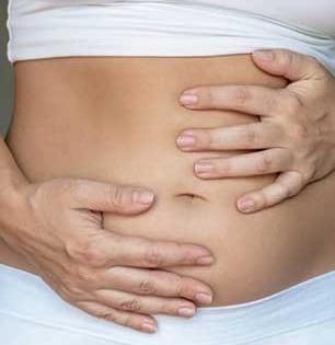 सतत गॅस-अ‍ॅसिडीटीच्या त्रासाने हैराण? डॉक्टर सांगतात फक्त ३ फळं खा, पोटाला बरे...