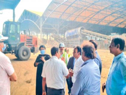 कांजूर डम्पिंग ग्राउंडच्या दुर्गंधीवर नेमके काय उपाय केले ? राज्याच्या मुख्य सचिवांचा अधिकाऱ्यांना सवाल - Marathi News | What exactly has been done to address the stench of Kanjur dumping ground? State Chief Secretary questions officials | Latest News at Lokmat.com