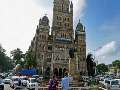 With all the festivities coming before the Mumbai Municipal Corporation elections the election imprint is visible on them | उत्सवावर पालिका निवडणुकीची छाप