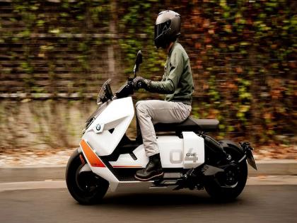 BMW Electric scooter launched for the first time in the country;  Price is enough to buy Nexon EV | देशात पहिल्यांदाच लॉन्च झाली अशी इलेक्ट्रिक स्कूटर; इतक्या किंमतीत Nexon EV खरेदी कराल