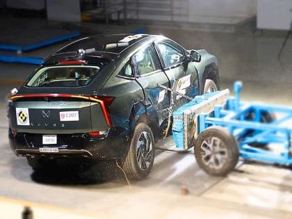 गाड्यांच्या सुरक्षेसाठी 'भारत NCAP 2.0' नियम लवकरच लागू; 'क्रॅश टेस्ट' आता कठीण...