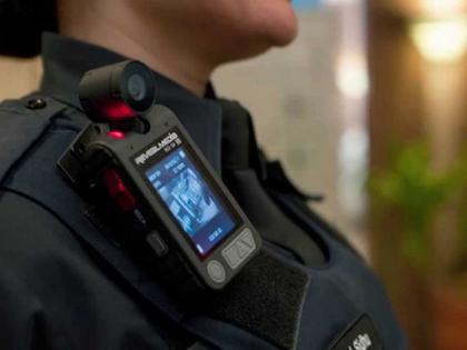 RPF personnel soon to get body worn cameras | आरपीएफच्या खांद्यावर आता बॉडी वॉर्न कॅमेरे