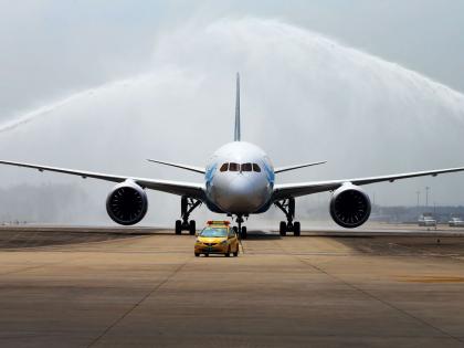 Ahmedabad Air India Flight AI171 Crash : Boeing 787 crashes for the first time in 15 years, Air India had purchased it for long flights | १५ वर्षांत प्रथमच क्रॅश झाले बोइंग ७८७, लांब उड्डाणांसाठी एअर इंडियाने केले होते खरेदी Ahmedabad Air India Flight AI171 Crash : Boeing 787 crashes for the first time in 15 years, Air India had purchased it for long flights | १५ वर्षांत प्रथमच क्रॅश झाले बोइंग ७८७, लांब उड्डाणांसाठी एअर इंडियाने केले होते खरेदी
