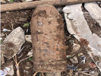 British bomb found in Pimpri; Civilians flying in the area | पिंपरीत आढळला ब्रिटिशकालीन बॉम्ब; परिसरात नागरिकांची उडाली तारांबळ