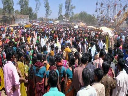 Chantya in the neighborhood of Taloda around Bhong or Market | भोंग-या बाजारानिमित्त तळोदा परिसरात चैतन्य