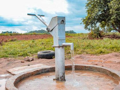 बाेअरवेलचे पाणी खारे ! मुंबईतील नऊपैकी जाेगेश्वरी, गाेरेगाव परिसरातील पाण्याचा दर्जा उत्तम  - Marathi News | Borewell water is salty! Out of nine borewells in Mumbai, the water quality in Jogeshwari and Goregaon areas is the best. | Latest News at Lokmat.com