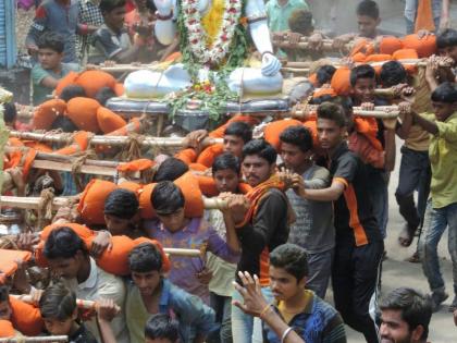 'Harr.Bola Mahadev' carrots urban city! | ‘हर्र्र.बोला महादेव’च्या गजराने नगरी दुमदुमली!