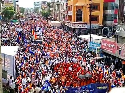 'Subject to Buddha cave rescue, march of lakhs'; Buddhist followers gathered in Chhatrapati Sambhajinagar | 'विषय बुद्धलेणी बचावाचा, मोर्चा निघाला लाखांचा'; छत्रपती संभाजीनगरात बौद्ध अनुयायी एकवटले