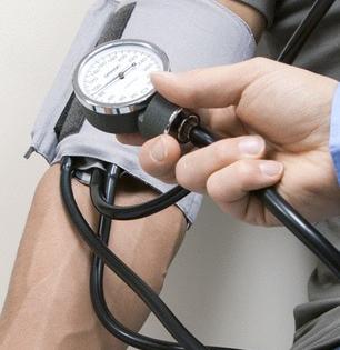 झरझर वाढणारे बीपी राहिल नियंत्रणात! आठवड्याभरात 'इतके' मिनिटे करा व्यायाम, झोपही लागेल शांत